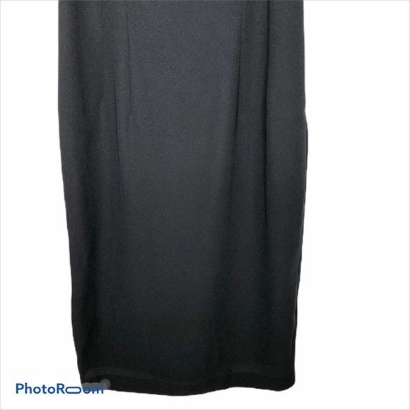 Maggy London Petites Sleeveless Little Black Dress - Picture 3 of 8